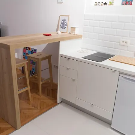 Bright & Stylish Home, Superbly Located Apartament Sarajewo