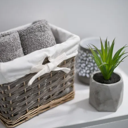 Bright & Stylish Home, Superbly Located Saraybosna