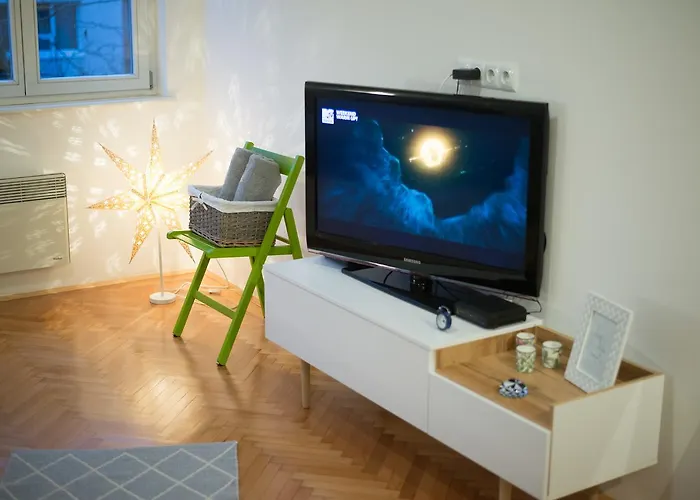 Sunny & Quiet Studio - Central Location * سراييفو