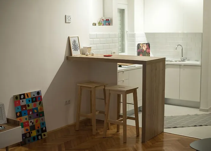 شقة Sunny & Quiet Studio - Central Location *