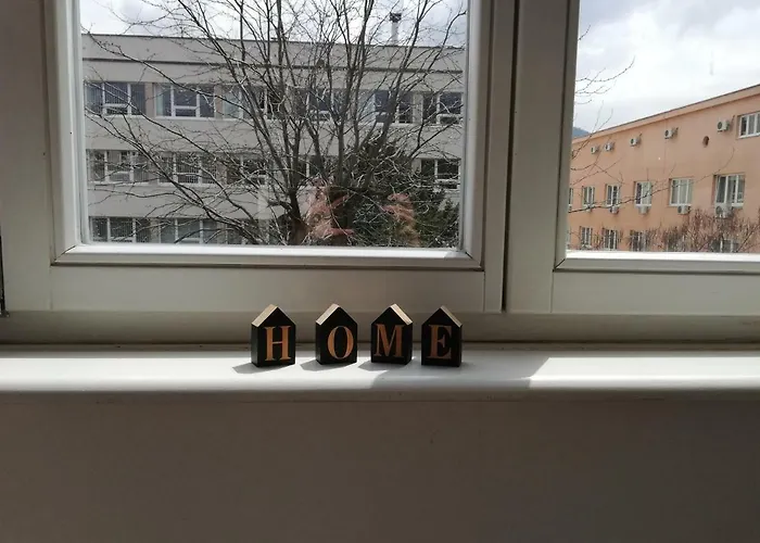 Sunny & Quiet Studio - Central Location شقة *