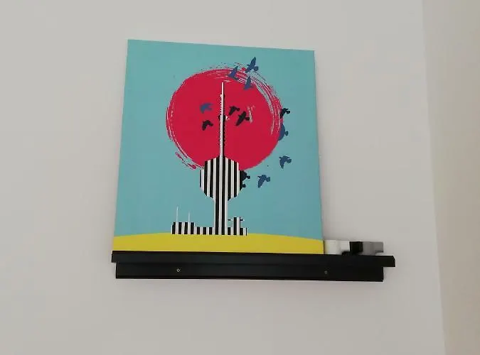 Sunny & Quiet Studio - Central Location شقة